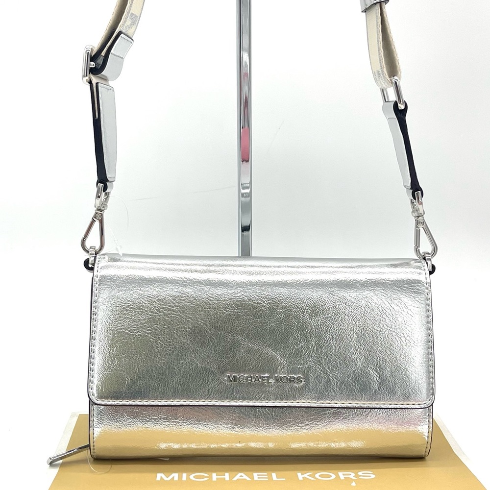 Michael Kors Large Zip Around Wallet Crossbody Bag - Picture 3 of 10